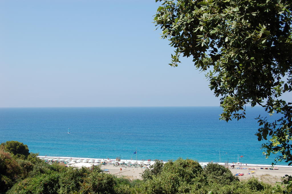 Touring Club Italiano - Marina Di Camerota Esterno foto