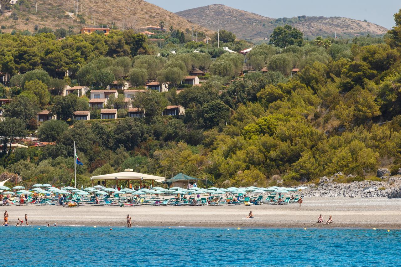 Touring Club Italiano - Marina Di Camerota Esterno foto