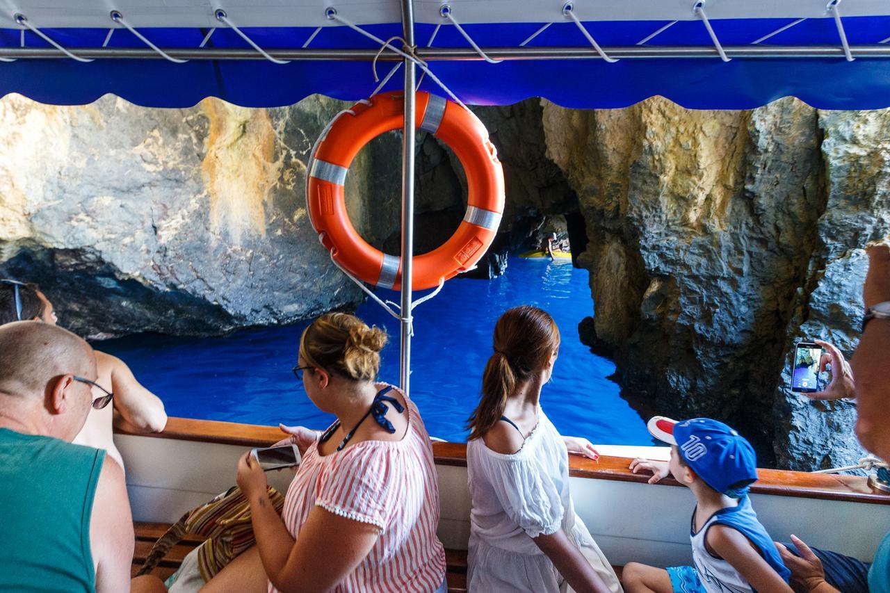 Touring Club Italiano - Marina Di Camerota Esterno foto